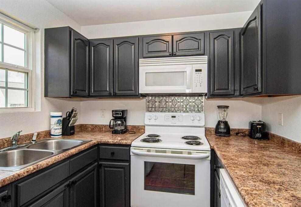 Willow Trace: Family Retreat, Hot Tub, Gaming! Pigeon Forge Esterno foto