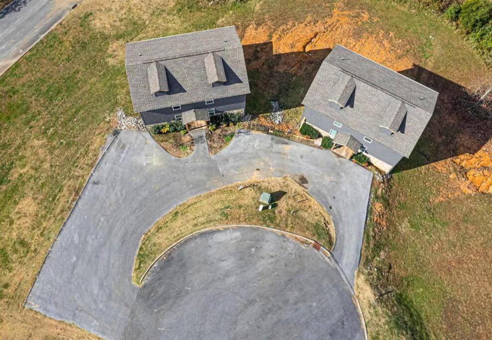 Willow Trace: Family Retreat, Hot Tub, Gaming! Pigeon Forge Esterno foto